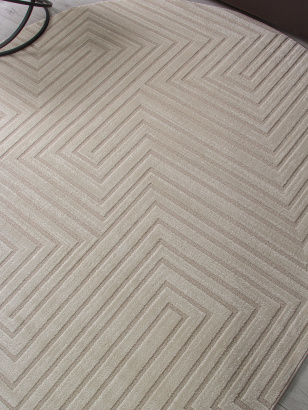 Российский овальный ковёр F412 LIGHT CREAM